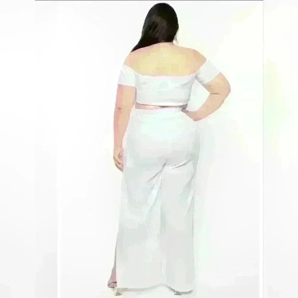 PLUS SIZE ANDREA CROP TOP AND FLARE PANTS SET -  WHITE SIZE 2X NWOT - Picture 4 of 12